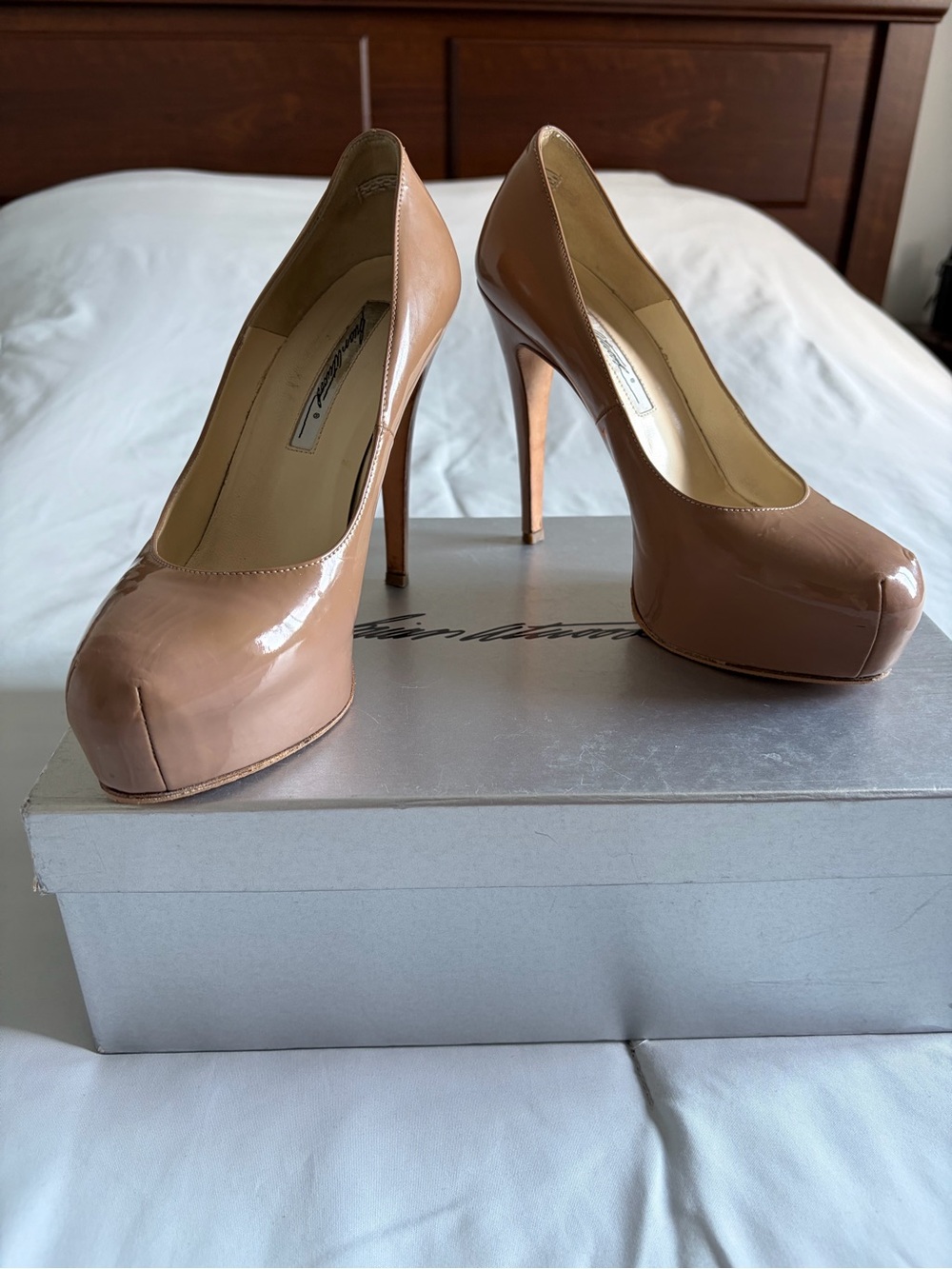 Brian Atwood maniac,  nude Patent Leather semi Round-Toe Pumps.